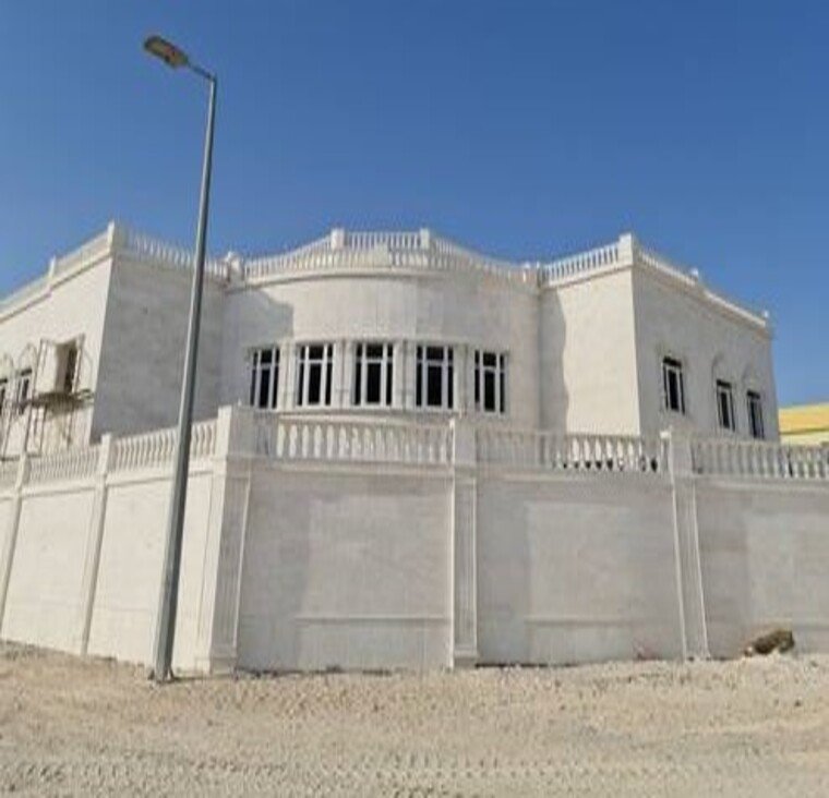 villa under.2 494x309 ress (1)